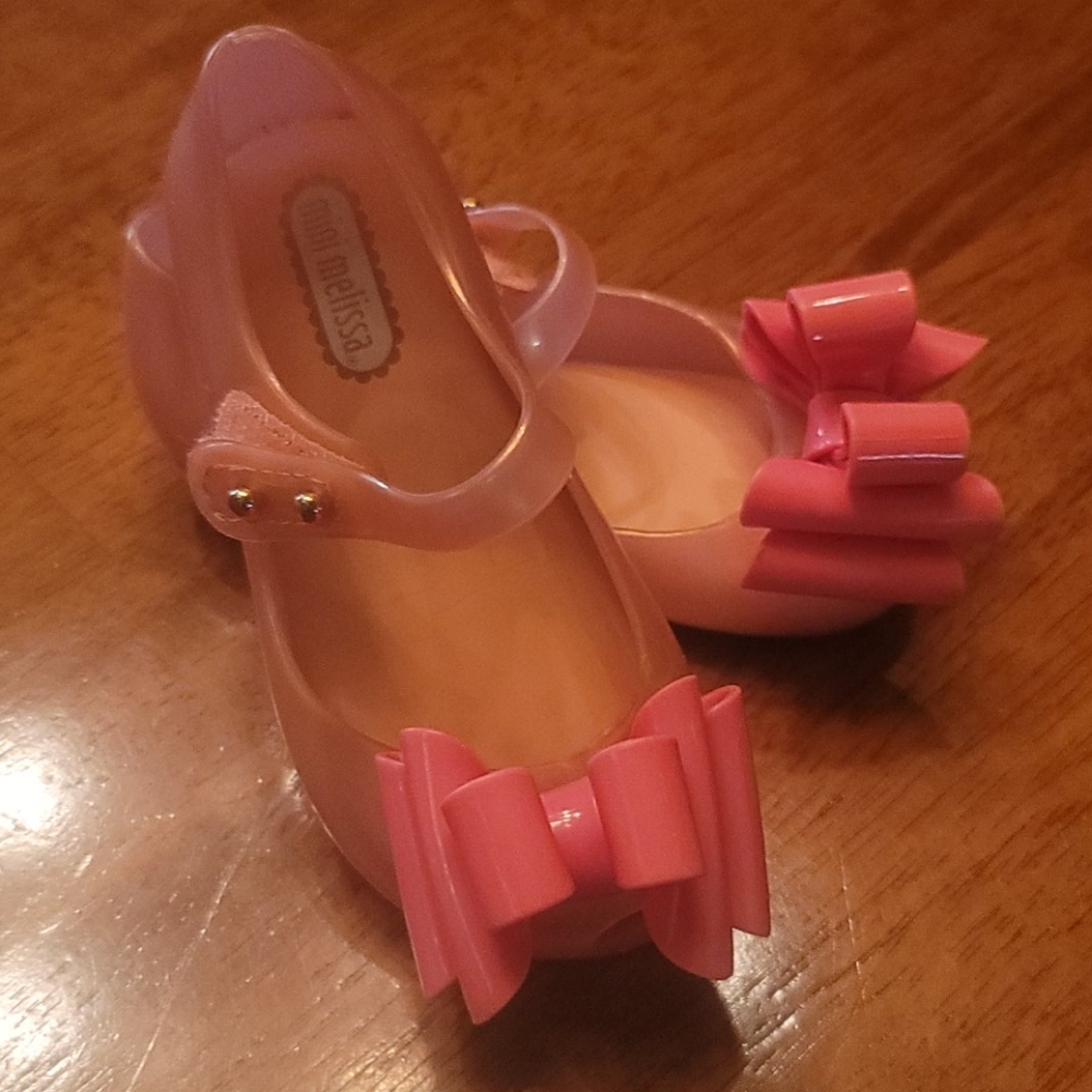 Mini Melissa Ultragirl pink bow sz 7